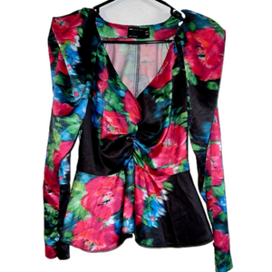 Women’s Asos brand multi colored Puffed blouse in a size 6